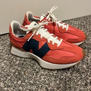 New Balance 327